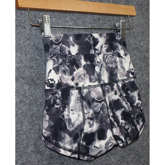 Lululemon Shorts Women 2 Black Dusty Mauve Wunder 2" Compression Athleisure Run - Picture 4 of 6